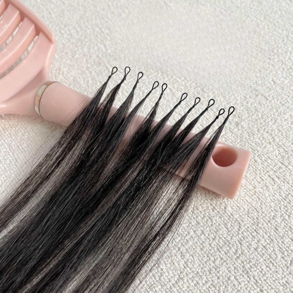 feather-hair-extensions-close-up
