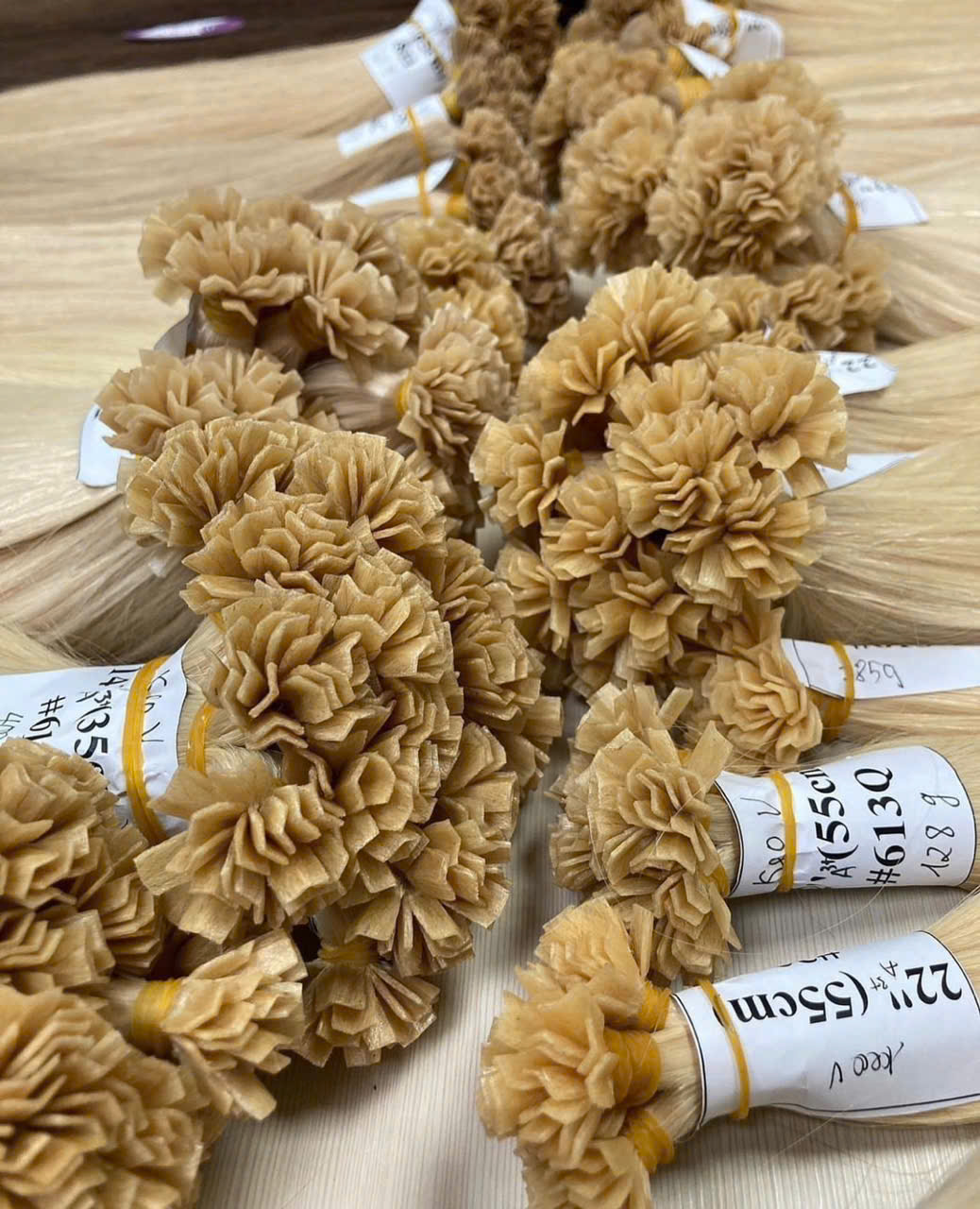 keratin-k-tip-hair-extensions-close-up