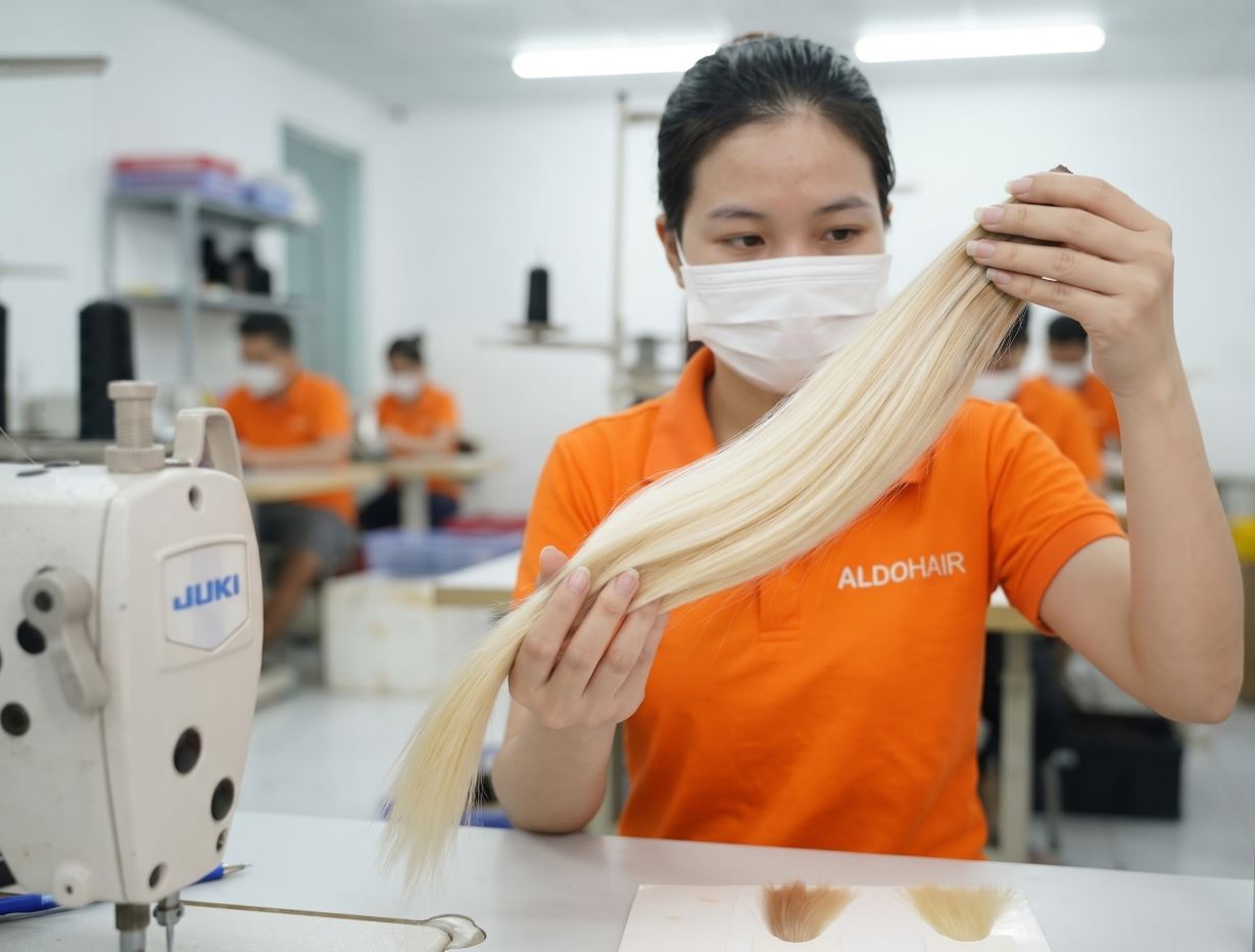human-hair-factory-1